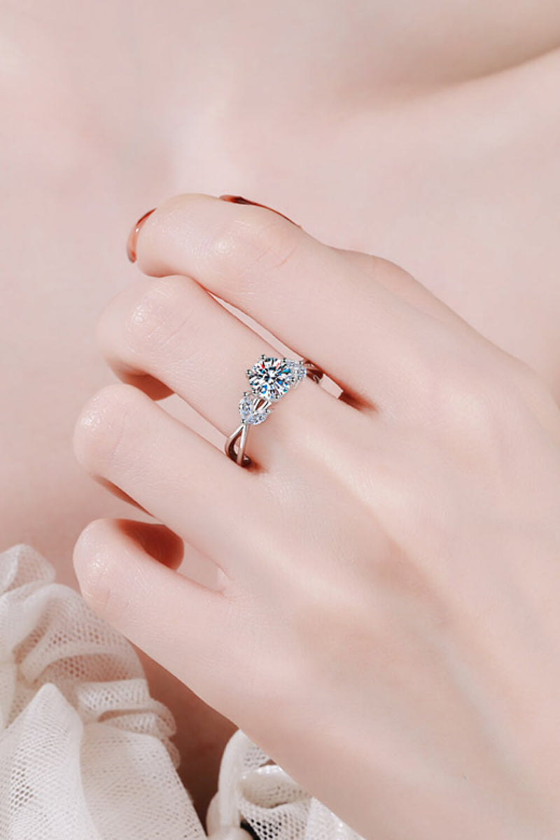 Come With Me 1 Carat Moissanite Ring Trendsi