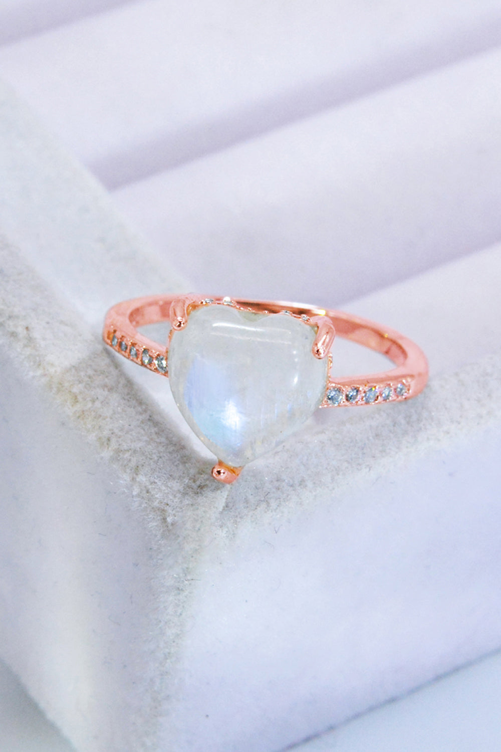 Heart-Shaped Natural Moonstone Ring Trendsi