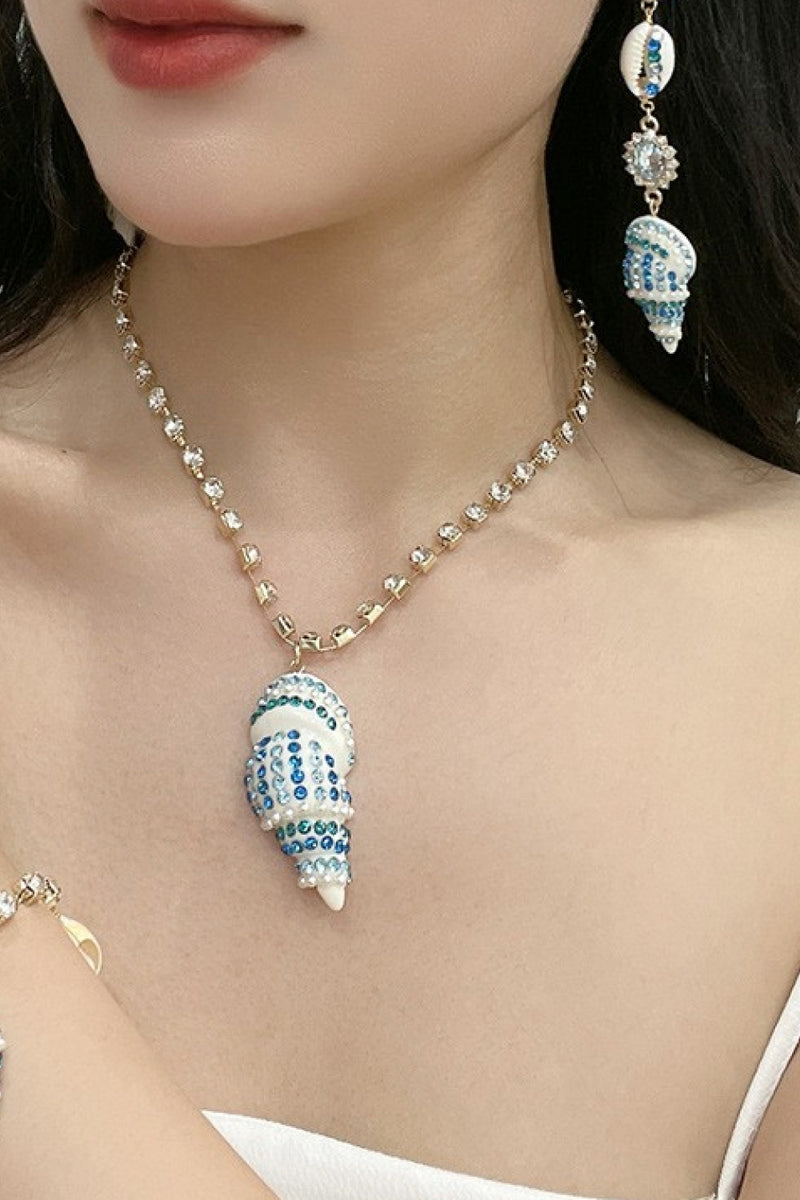 Conch Pendant Rhinestone Necklace Trendsi