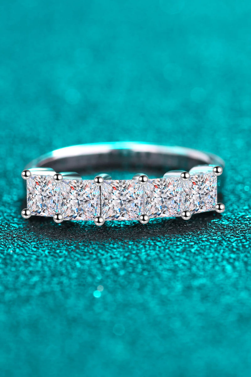 Romantic Surprise 2 Carat Moissanite Rhodium-Plated Ring Trendsi