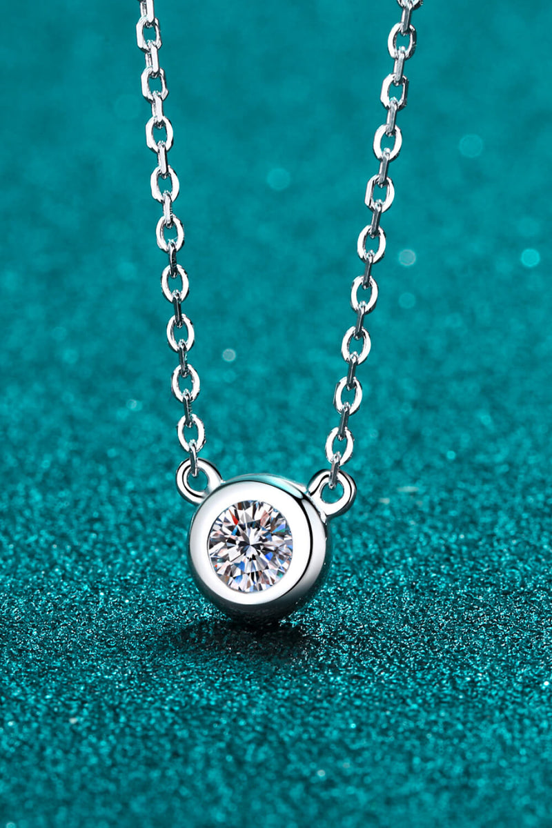 Moissanite Round Pendant Chain Necklace Trendsi