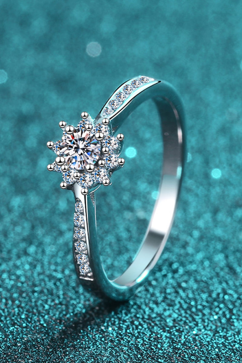 Moissanite Rhodium-Plated Snowflake Ring Trendsi