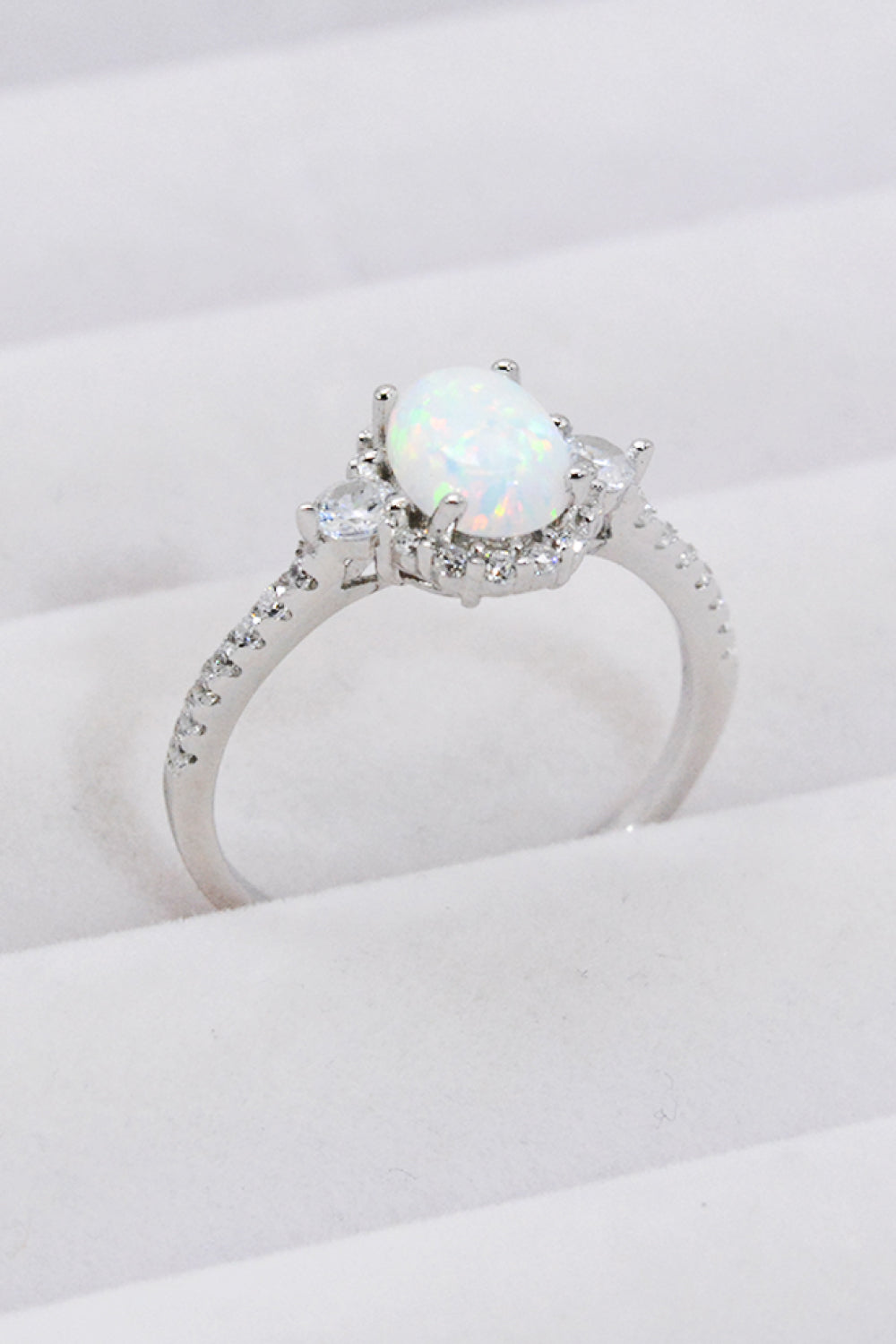 925 Sterling Silver Platinum-Plated Opal Ring Trendsi